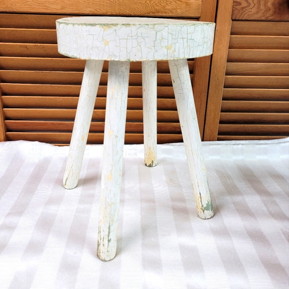 Vintage Farmhouse Decor Milking Stool